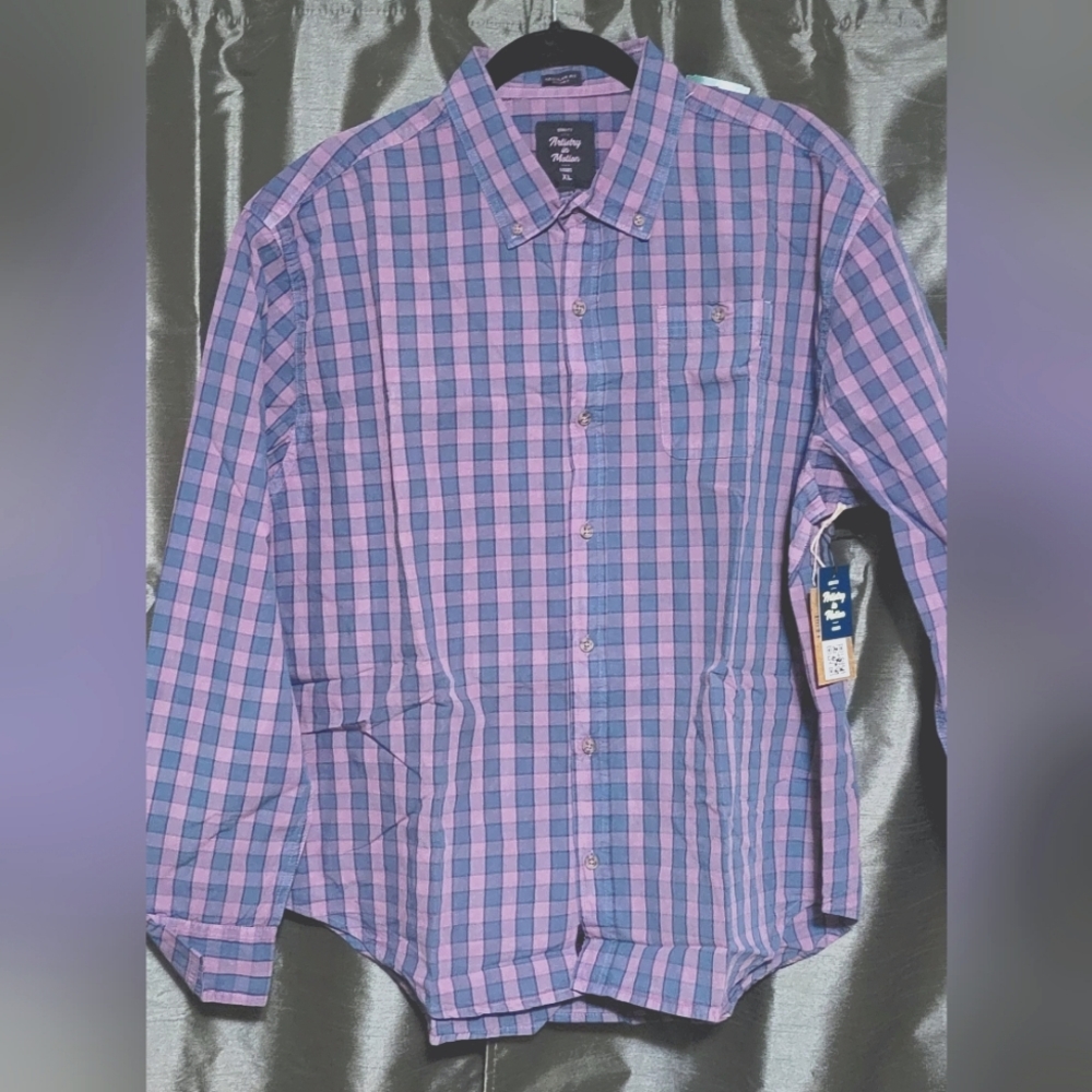NWT Men's Button-down Artistry in Motion XL Short Mute Purple and Blue